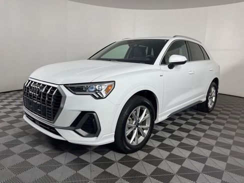 Used 2025 Audi Q3 2.0T Premium AWD/4WD image 6