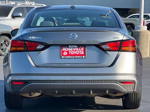 Used 2022 Nissan Altima 2.5 SV image 8