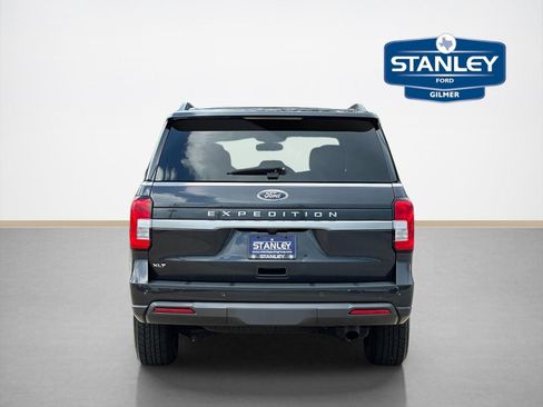 Used 2024 Ford Expedition XLT RWD image 6