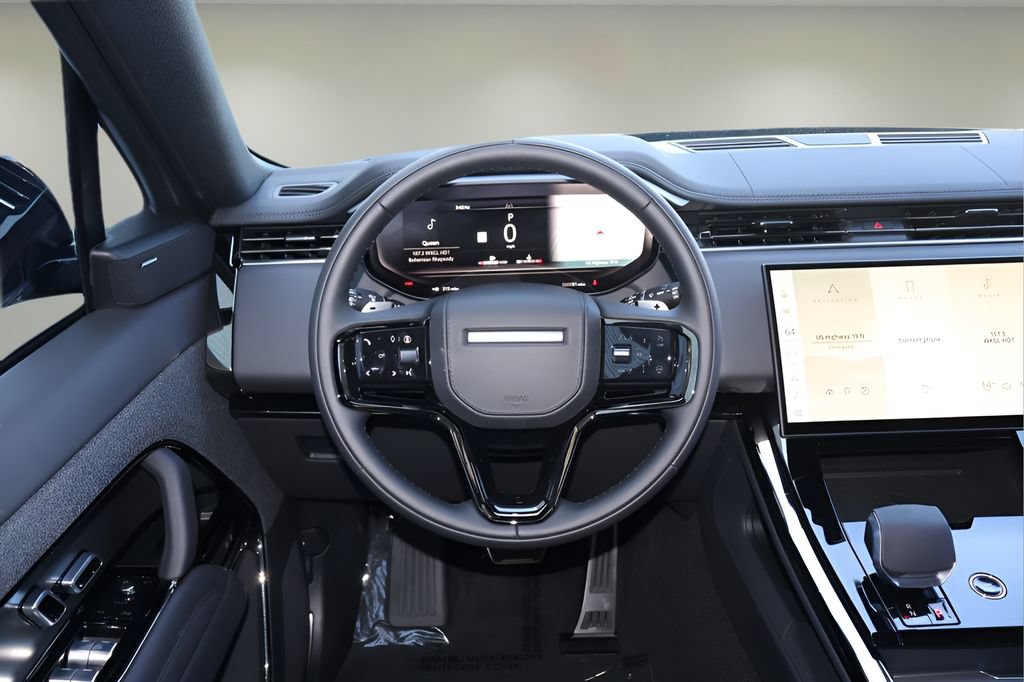 New 2026 Land Rover Range Rover Sport Dynamic SE AWD/4WD image 14