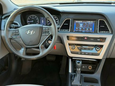 Used 2015 Hyundai Sonata SE w/ Option Group 09 image 7