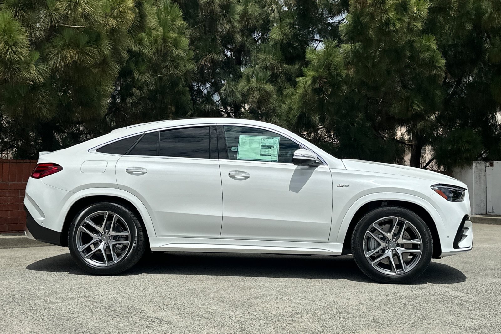 New 2026 Mercedes-Benz GLE 53 AMG 4MATIC Coupe image 3