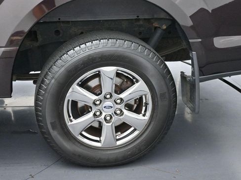 Used 2020 Ford F150 XLT w/ Equipment Group 302A Luxury AWD/4WD image 40