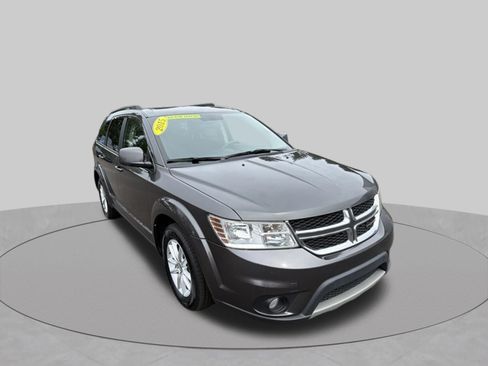 Used 2015 Dodge Journey SXT w/ Flexible Seating Group FWD image 1