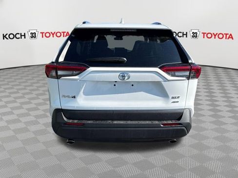Used 2025 Toyota RAV4 XLE AWD/4WD image 7