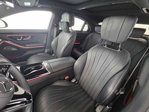 Used 2024 Mercedes-Benz S 500 4MATIC image 21