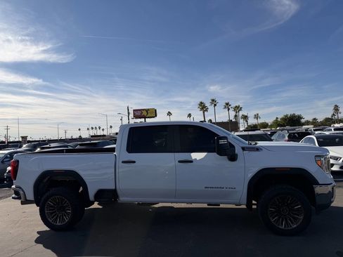 Used 2021 GMC Sierra 2500 4x4 Crew Cab w/ Gooseneck/5TH Wheel Package image 17