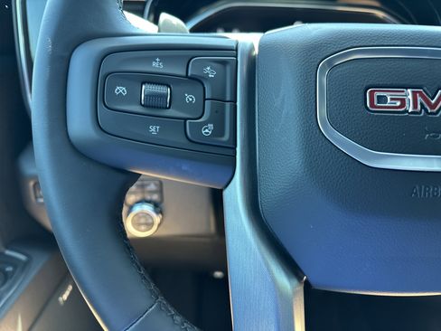 Used 2024 GMC Sierra 1500 SLT w/ SLT Premium Plus Package AWD/4WD image 18