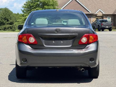 Used 2010 Toyota Corolla LE FWD image 7