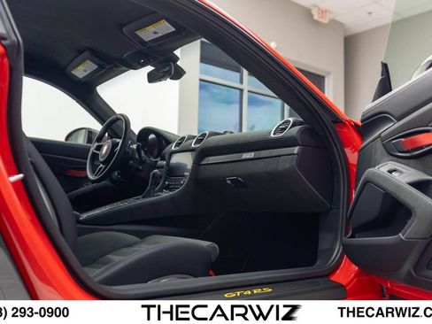 Used 2023 Porsche 718 Cayman GT4 RS RWD image 95