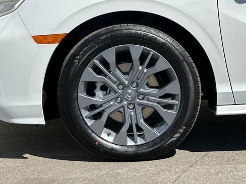 New 2026 Honda Odyssey Touring image 35