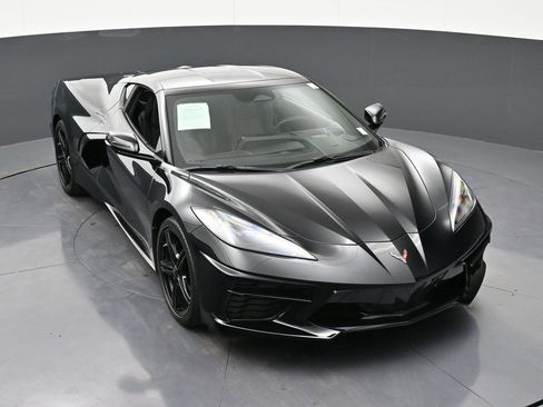 Used 2026 Chevrolet Corvette Stingray Coupe w/ 1LT RWD image 19