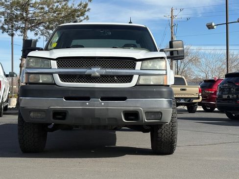 Used 2004 Chevrolet Silverado 2500 LT w/ Skid Plate Package image 2