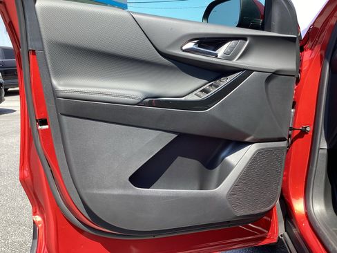 Used 2026 Chevrolet Equinox LT image 26