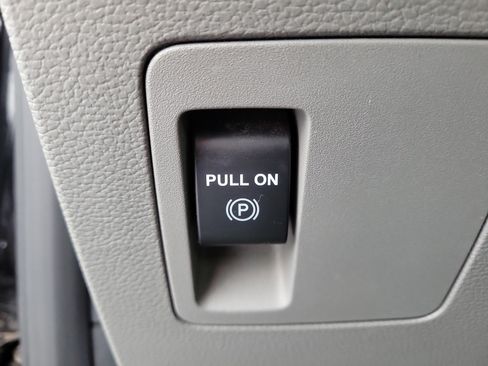 Certified 2020 Ford F150 XL w/ Equipment Group 101A Mid image 19