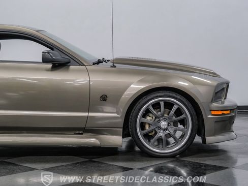 Used 2005 Ford Mustang GT image 29