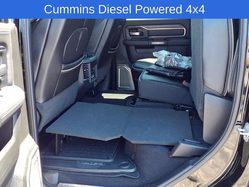 Used 2020 RAM 2500 Limited AWD/4WD image 11