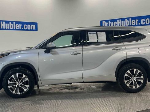 Used 2020 Toyota Highlander XLE image 5