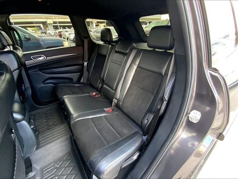 Used 2017 Jeep Grand Cherokee Altitude AWD/4WD image 29