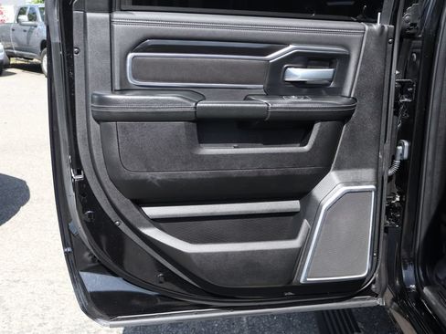 Used 2022 RAM 2500 Laramie AWD/4WD image 44