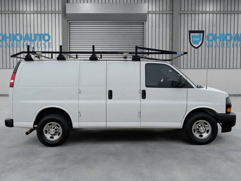 Used 2019 Chevrolet Express 2500 w/ Driver Convenience Package image 5