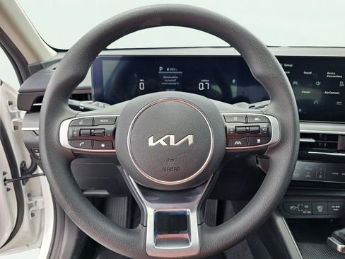 Used 2025 Kia K5 LXS FWD image 17