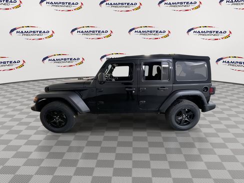 Used 2022 Jeep Wrangler Unlimited Sport AWD/4WD image 5