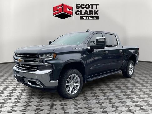Used 2022 Chevrolet Silverado 1500 LTZ w/ LTZ Premium Package AWD/4WD image 3