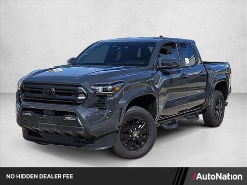 Used 2025 Toyota Tacoma SR5 AWD/4WD image 1