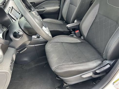 Used 2020 Nissan Kicks S FWD image 21