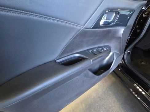 Used 2015 Honda Accord Sport image 13