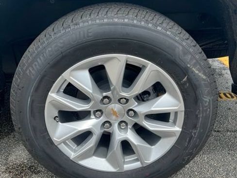 New 2026 Chevrolet Silverado 1500 Custom AWD/4WD image 11