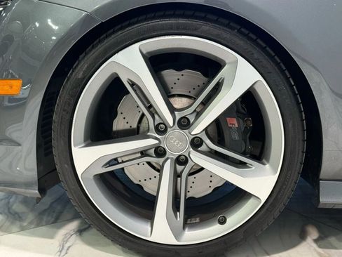 Used 2016 Audi RS 7 Prestige w/ Carbon-Optic Package image 34