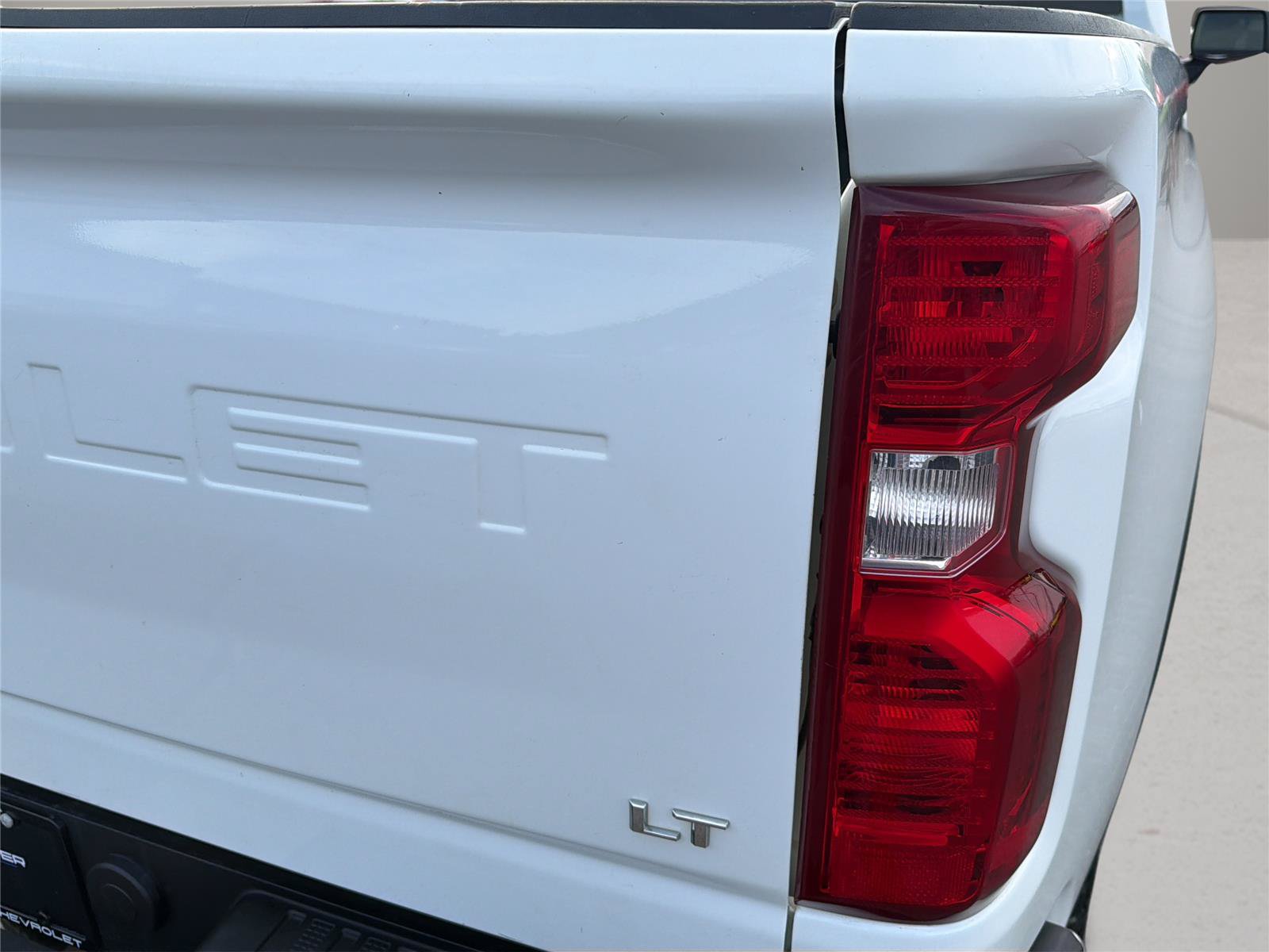 Used 2022 Chevrolet Silverado 2500 LT AWD/4WD image 31