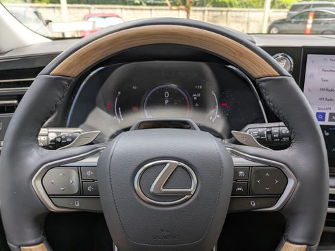 Used 2023 Lexus RX 350 FWD w/ Cold Area Package image 29