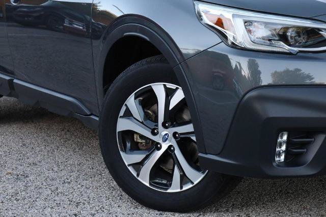 Used 2020 Subaru Outback Limited w/ Popular Package #2 AWD/4WD image 3