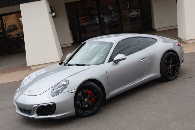Used 2017 Porsche 911 Carrera RWD image 4