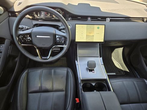 Used 2024 Land Rover Range Rover Evoque Dynamic SE AWD/4WD image 11