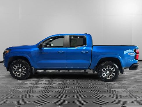 Used 2024 Chevrolet Colorado Z71 w/ Z71 Convenience Package 2 AWD/4WD image 2