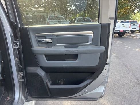 Used 2019 RAM 1500 Big Horn image 10