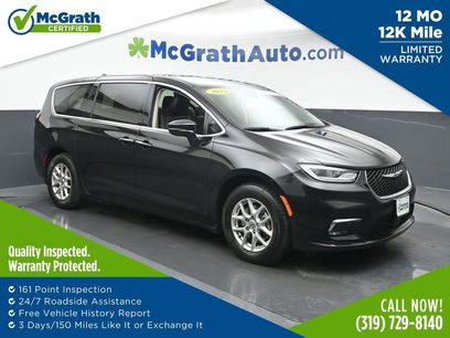 Used 2024 Chrysler Pacifica Touring-L
