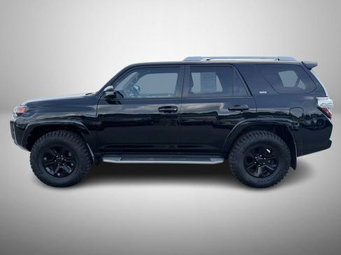 Used 2018 Toyota 4Runner SR5 Premium RWD image 6