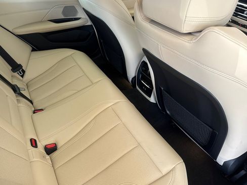 Used 2023 BMW i4 eDrive35 RWD image 30