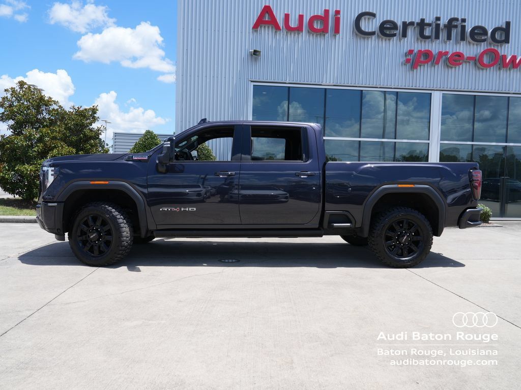 Used 2024 GMC Sierra 2500 AT4 w/ AT4 Premium Plus Package AWD/4WD image 2