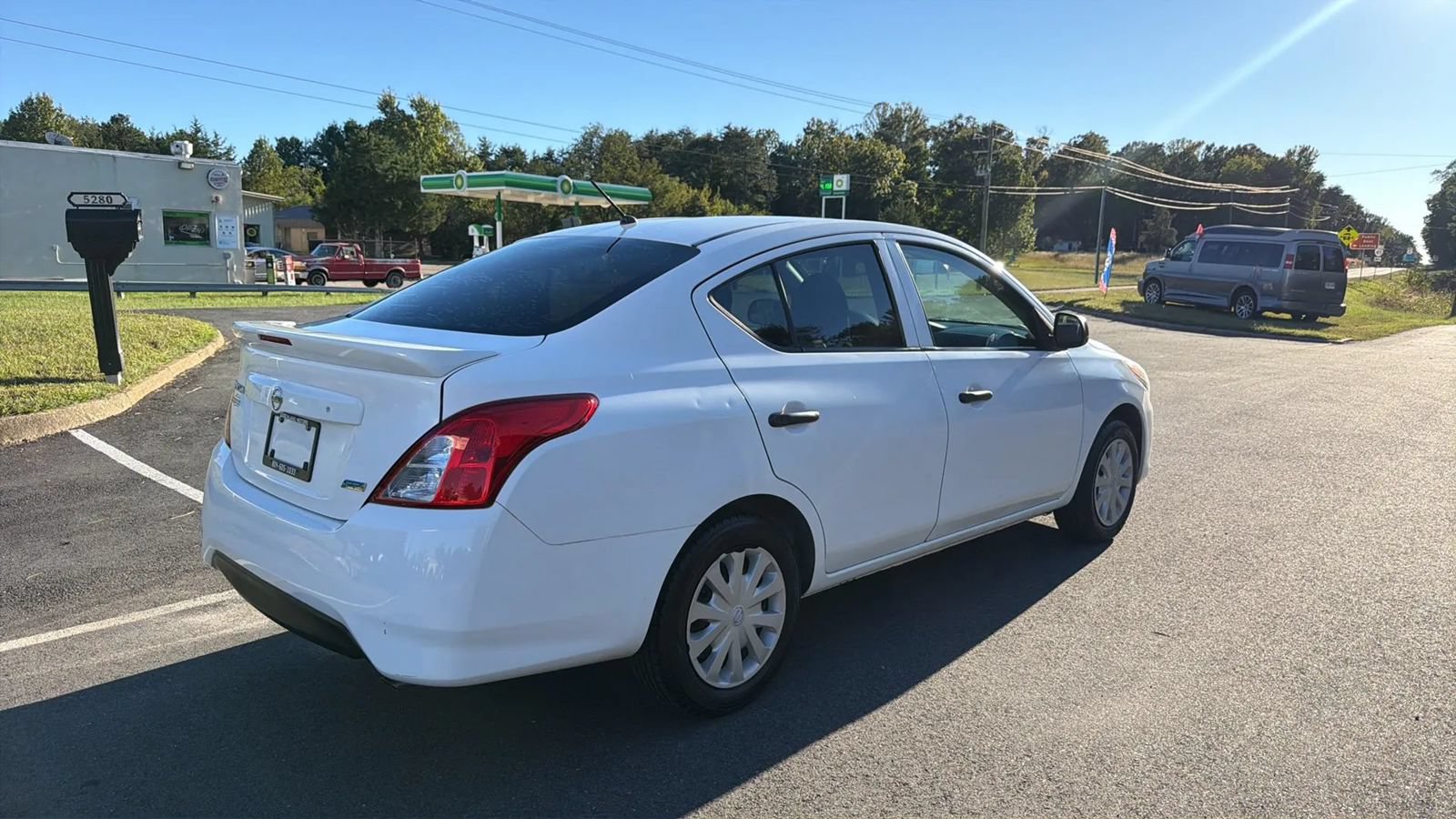 Used 2015 Nissan Versa S Plus FWD image 7