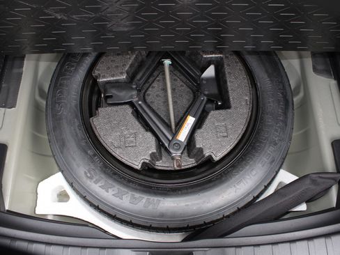 Certified 2023 Toyota RAV4 LE image 9