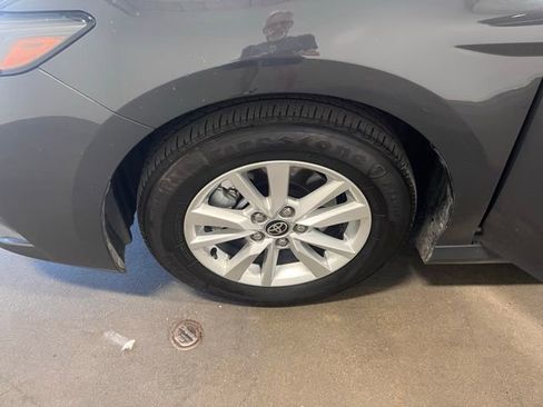 Used 2025 Toyota Camry LE image 30