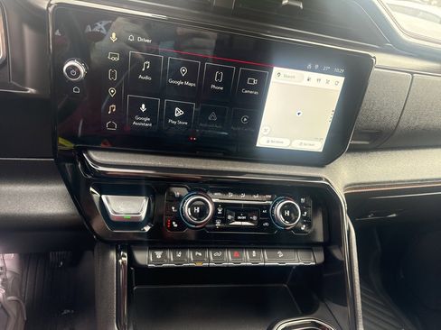 Used 2024 GMC Sierra 2500 AT4 w/ AT4 Preferred Package image 23