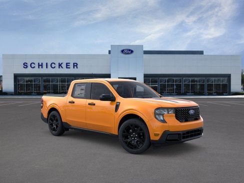 New 2026 Ford Maverick XLT w/ Equipment Group 301A AWD/4WD image 7