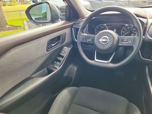 Certified 2023 Nissan Rogue S FWD image 19